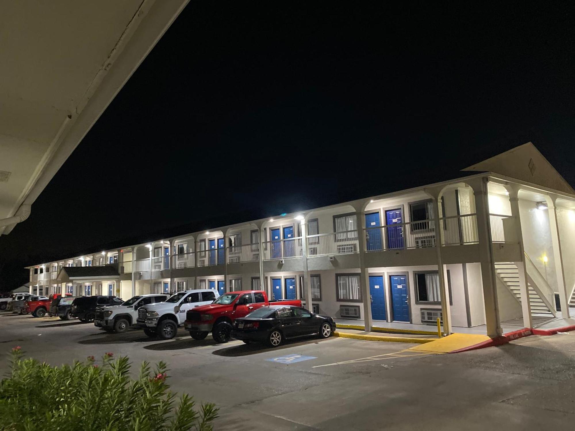 Motel 6-Bryan, Tx - College Station Eksteriør billede