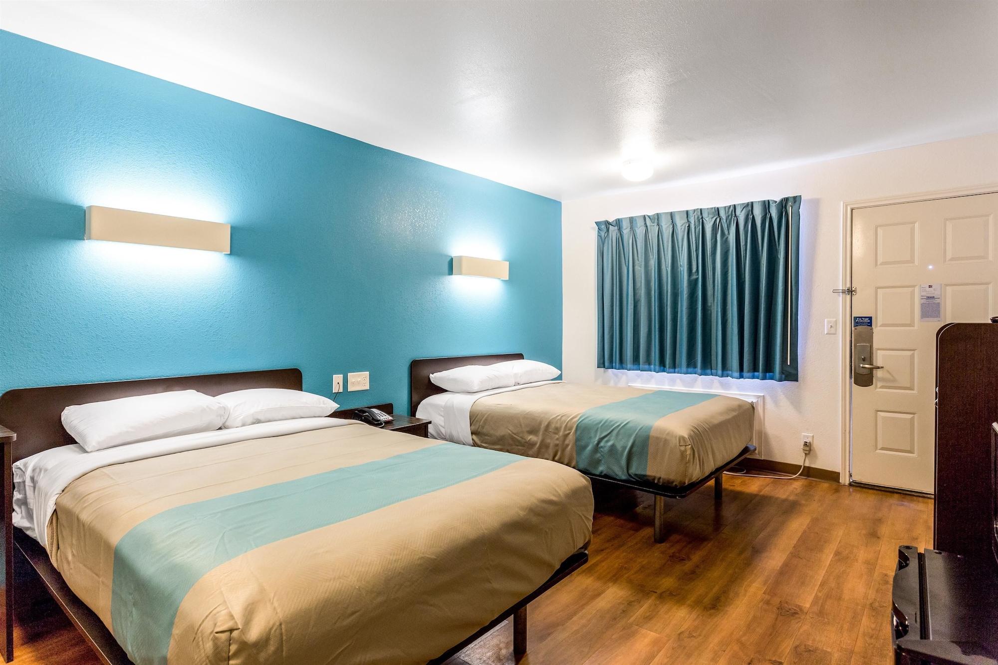 Motel 6-Bryan, Tx - College Station Eksteriør billede
