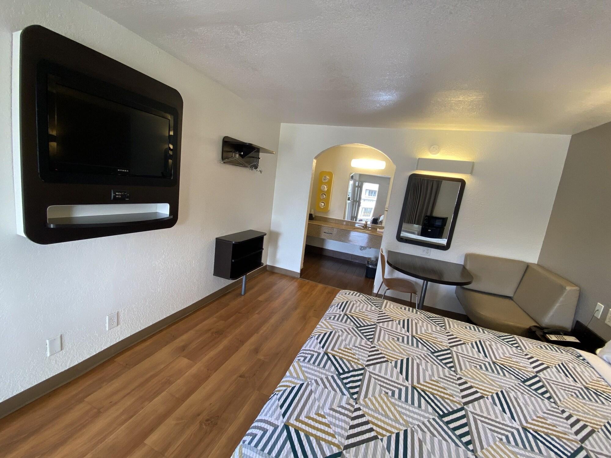 Motel 6-Bryan, Tx - College Station Eksteriør billede