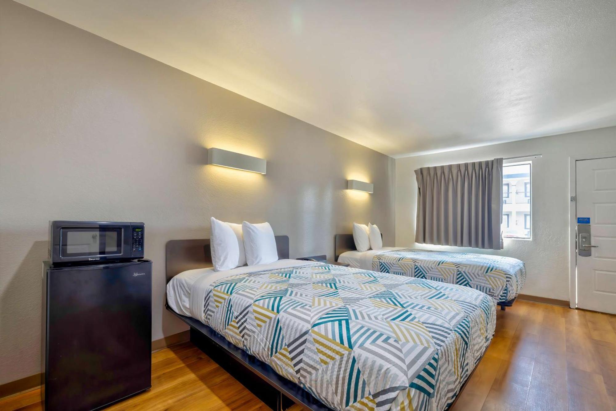 Motel 6-Bryan, Tx - College Station Eksteriør billede