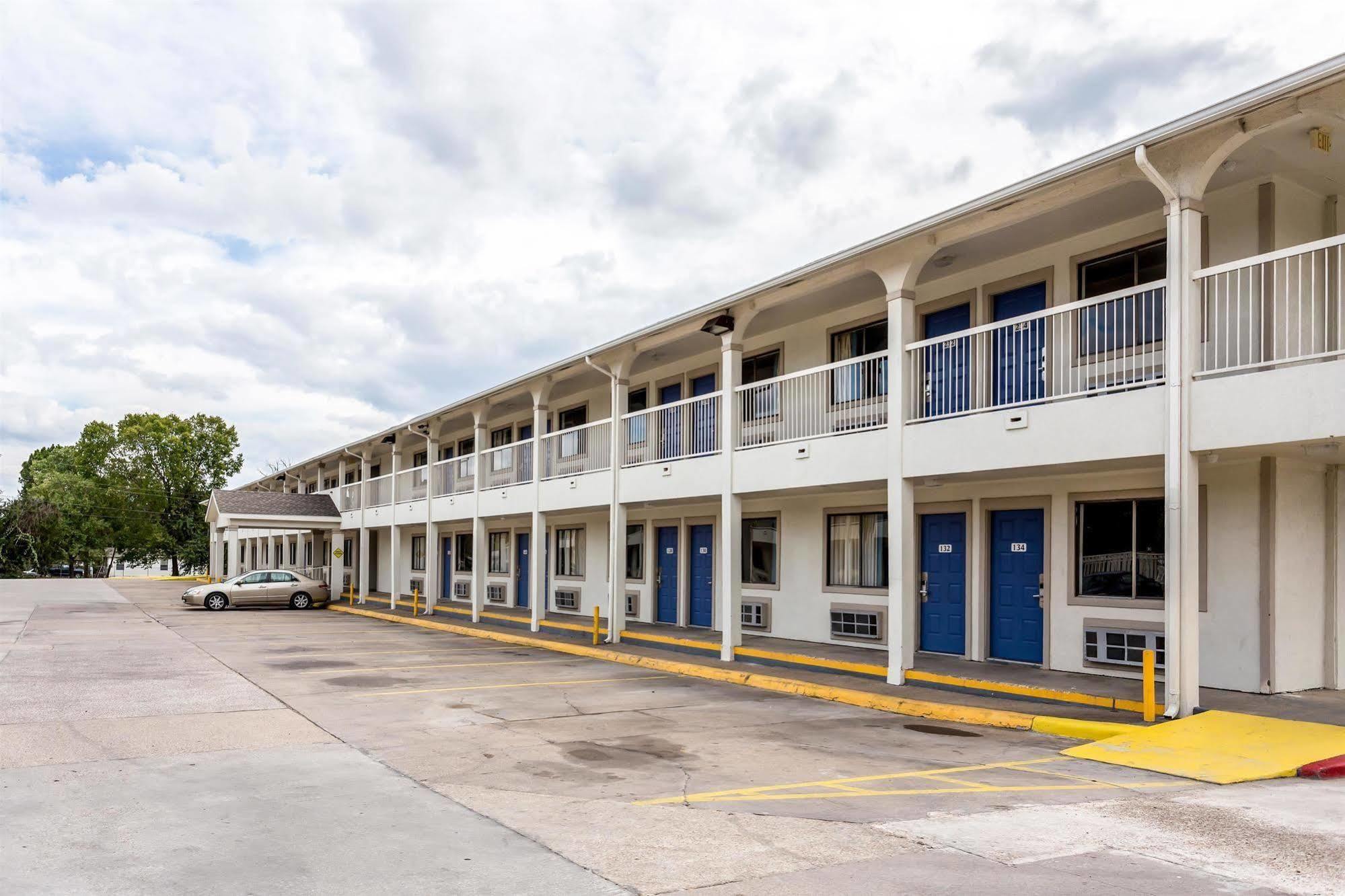 Motel 6-Bryan, Tx - College Station Eksteriør billede